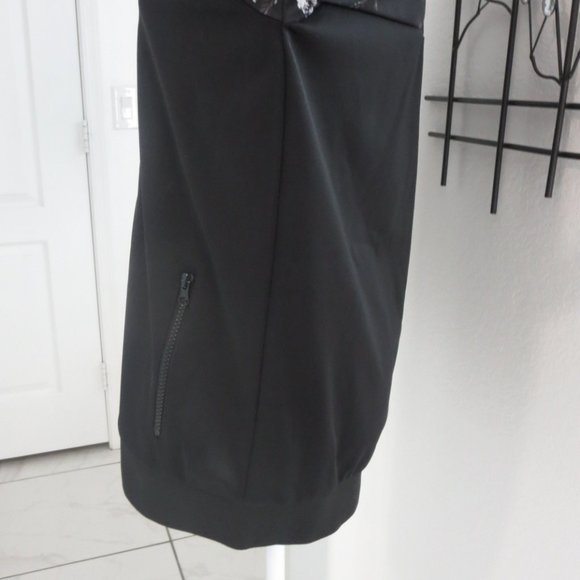 GUESS Black Grey White Rose Print Full Front Zip Track Jacket S Small - Picture 9 of 13